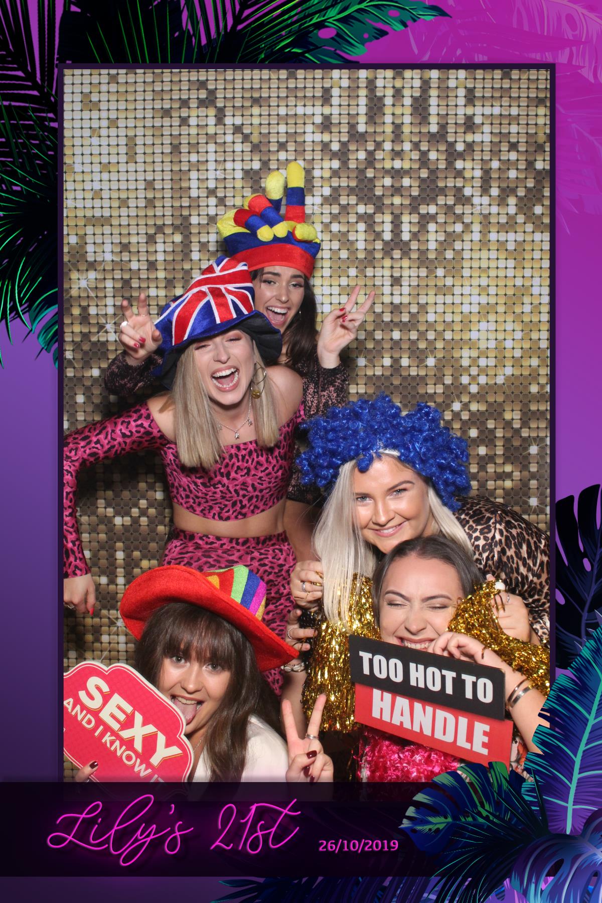 Lily's 21st Birthday Party  | View more photos from the event at gallery.magicimages.uk/u/MagicImages/Lilys-21st-Birthday-Party